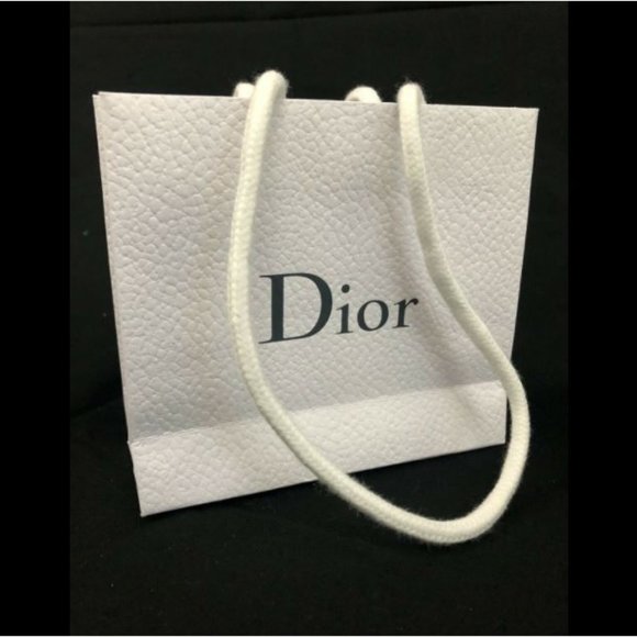 Authentic Dior Paper Shopping Bag White 5" x 5.6'" x 2" - Picture 1 of 7